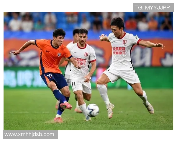 现役足球明星独特踢球风格分析与技术特点探讨 现役足球明星独特踢球风格分析与技术特点探讨