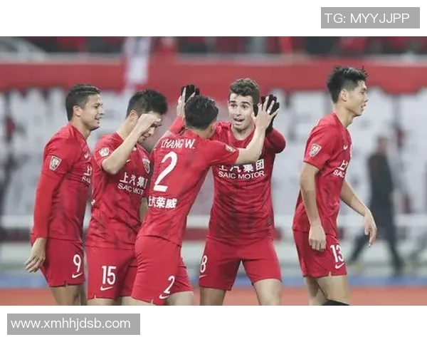 上海足球队在最新足球状态排行榜中荣登第十名展现强劲实力与潜力