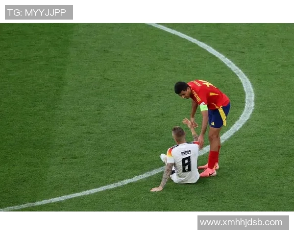 欧洲退役足球明星齐聚一堂精彩比赛视频回顾与精彩瞬间分享