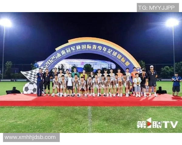 重庆足球队在精英赛中的实力展现与战术分析 重庆足球队在精英赛中的实力展现与战术分析